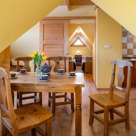 Zakatek Pod Smrekami Bed & Breakfast กอสเชียลิสกอ ภายนอก รูปภาพ