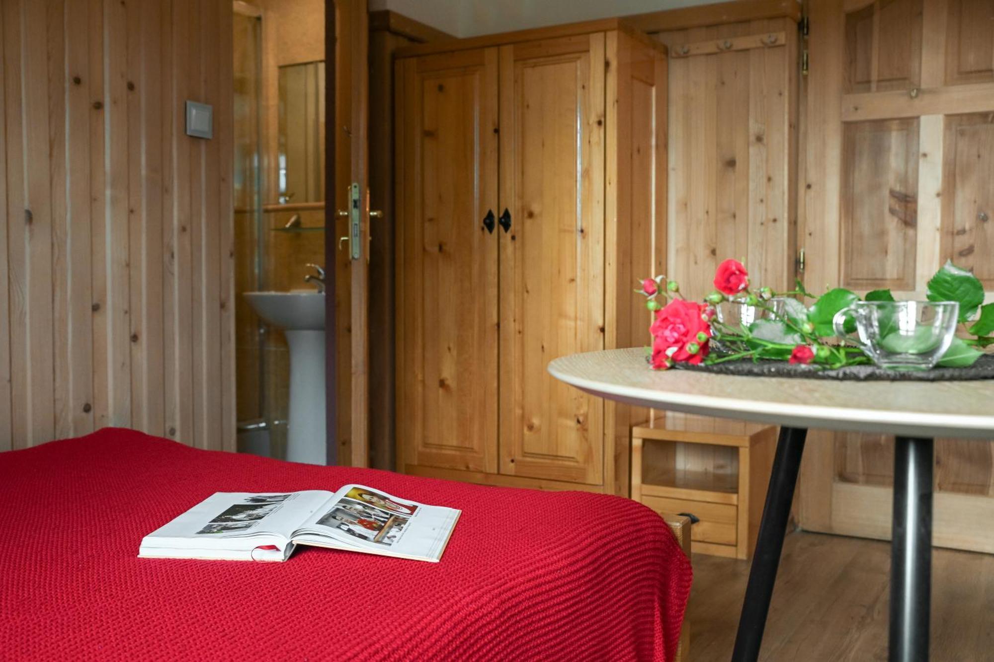 Zakatek Pod Smrekami Bed & Breakfast กอสเชียลิสกอ ภายนอก รูปภาพ