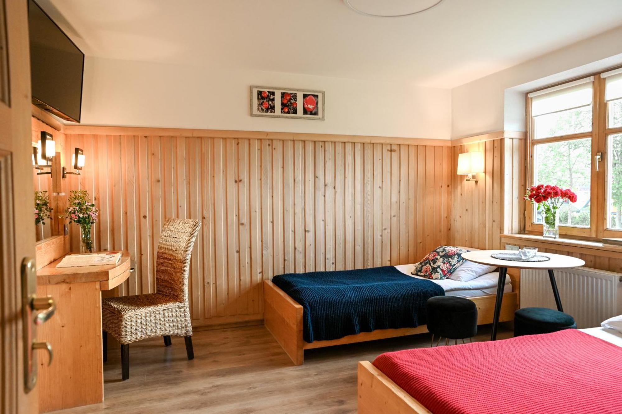 Zakatek Pod Smrekami Bed & Breakfast กอสเชียลิสกอ ภายนอก รูปภาพ
