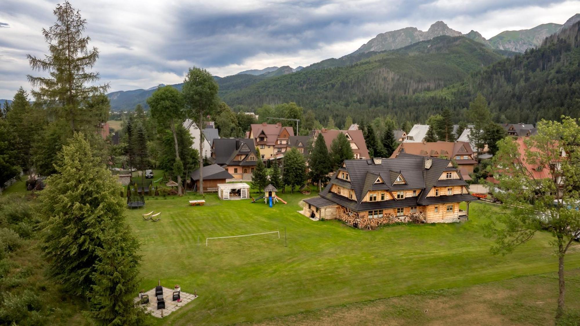 Zakatek Pod Smrekami Bed & Breakfast กอสเชียลิสกอ ภายนอก รูปภาพ