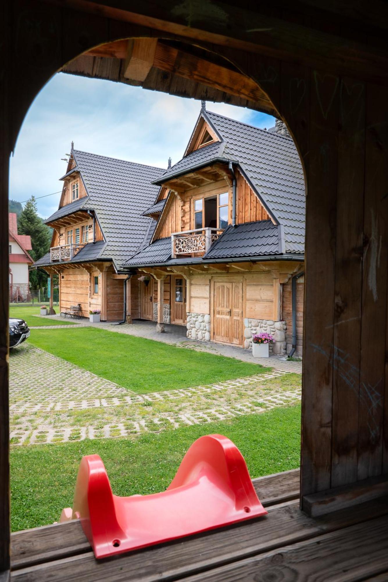 Zakatek Pod Smrekami Bed & Breakfast กอสเชียลิสกอ ภายนอก รูปภาพ