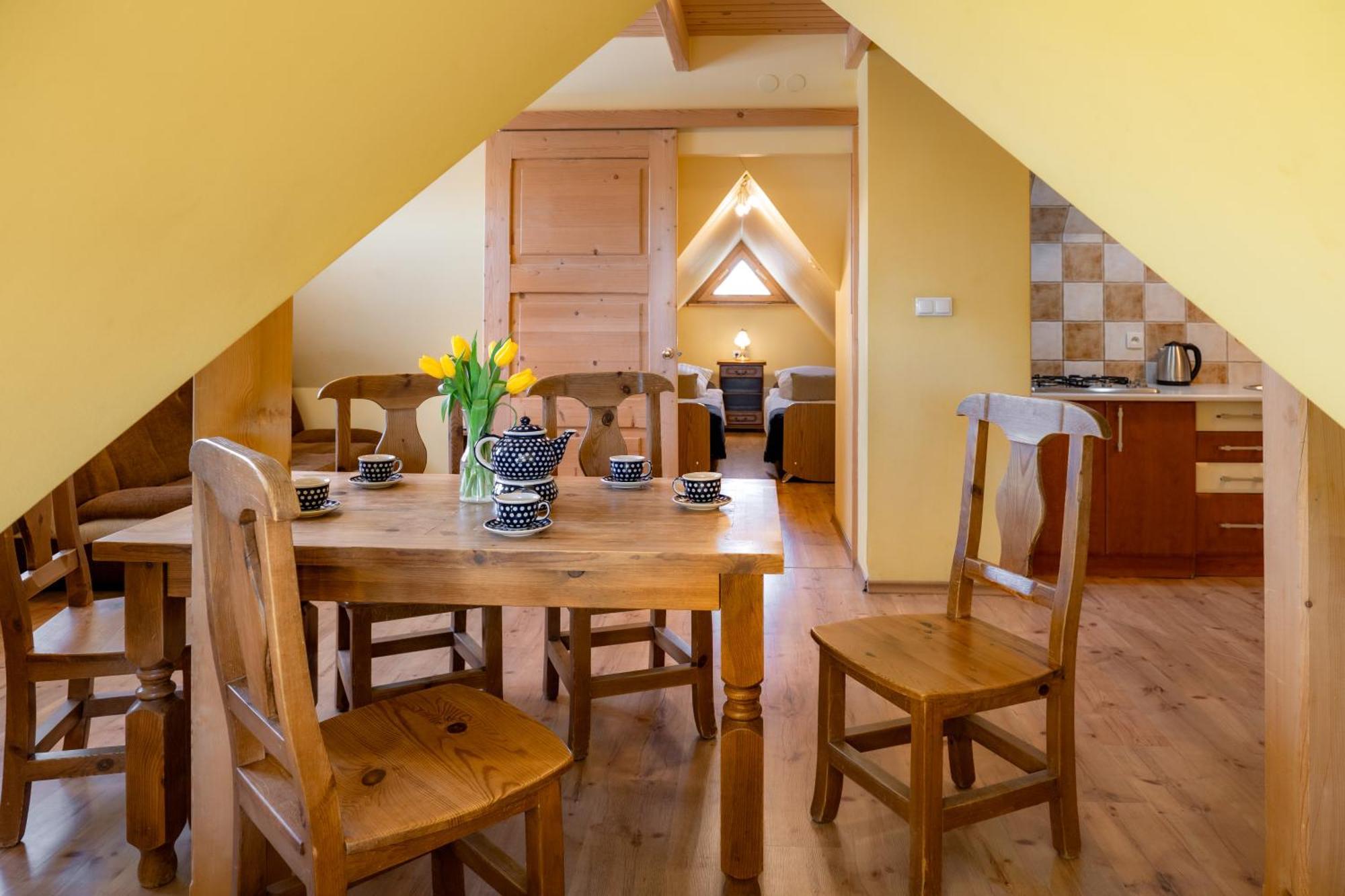 Zakatek Pod Smrekami Bed & Breakfast กอสเชียลิสกอ ภายนอก รูปภาพ
