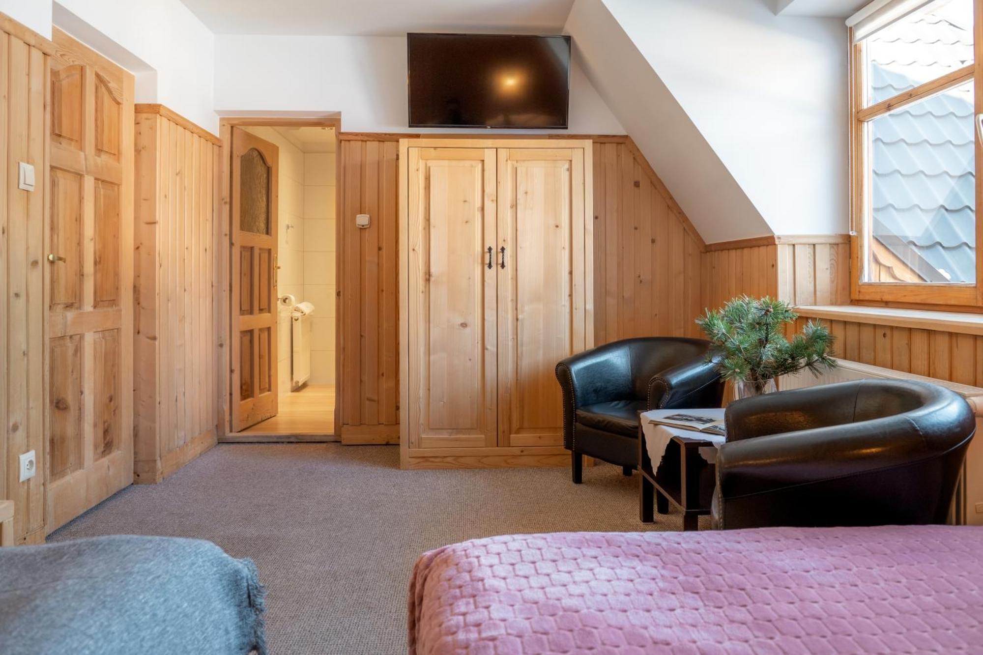 Zakatek Pod Smrekami Bed & Breakfast กอสเชียลิสกอ ภายนอก รูปภาพ