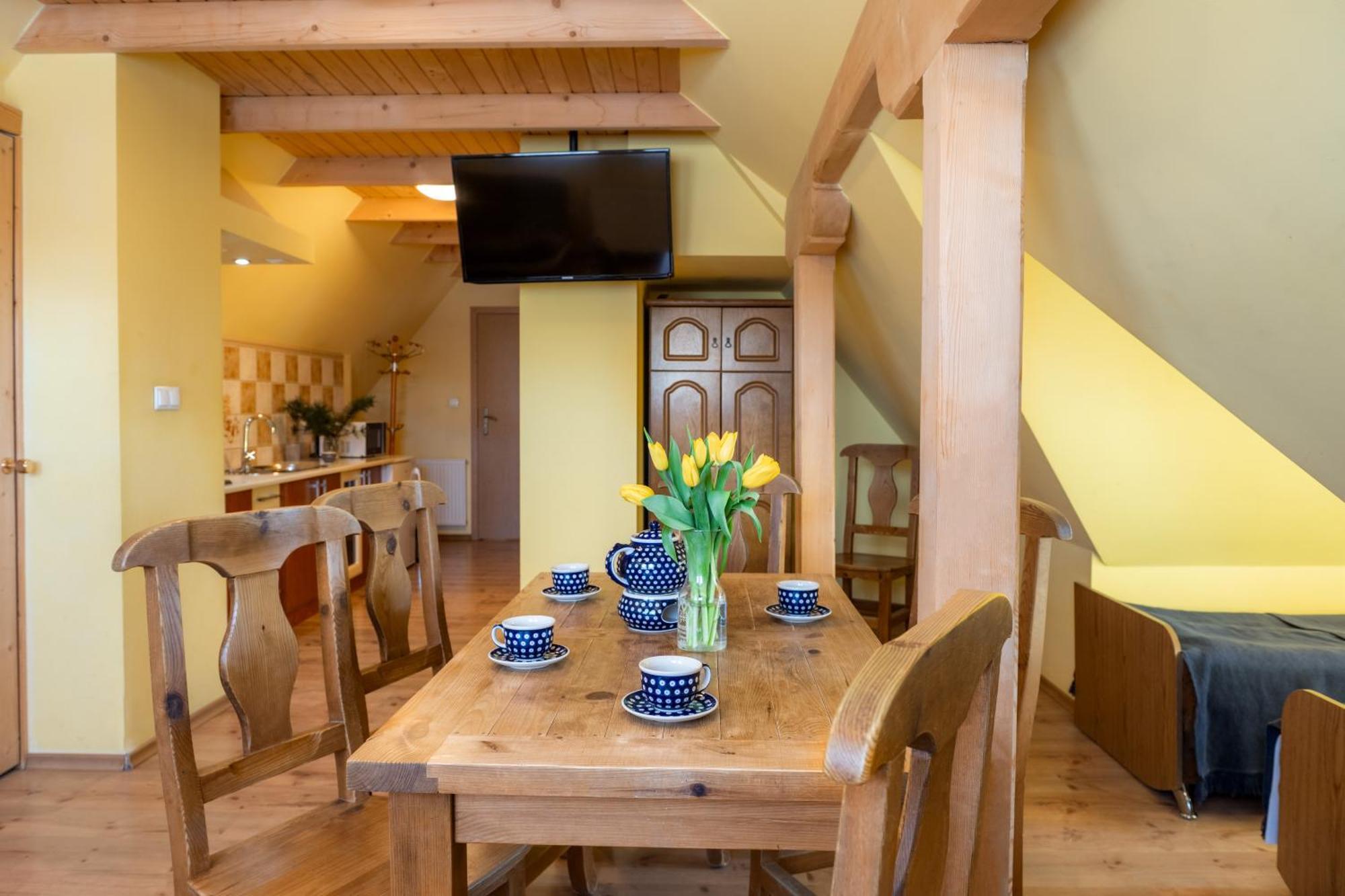 Zakatek Pod Smrekami Bed & Breakfast กอสเชียลิสกอ ภายนอก รูปภาพ
