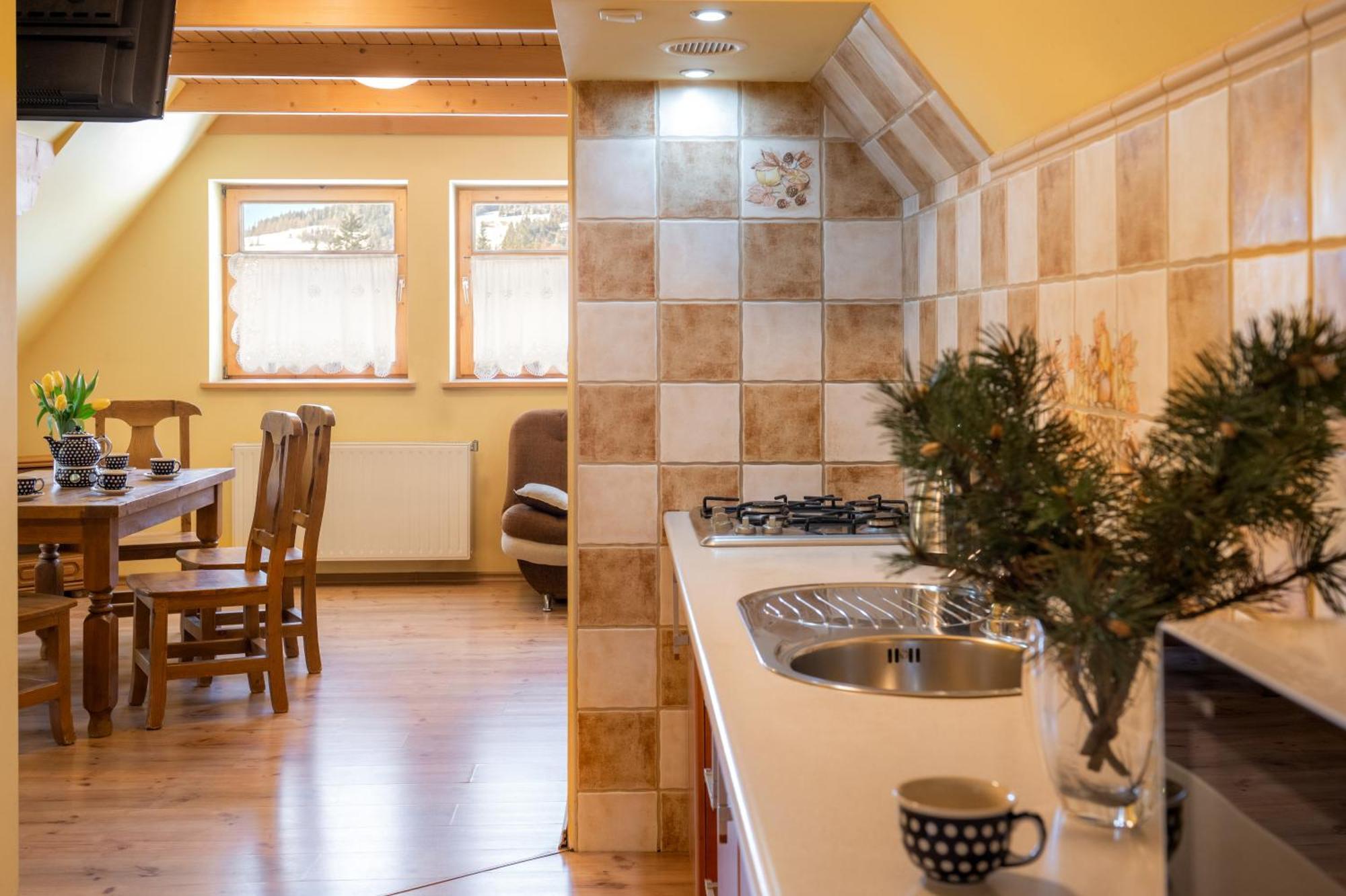 Zakatek Pod Smrekami Bed & Breakfast กอสเชียลิสกอ ภายนอก รูปภาพ