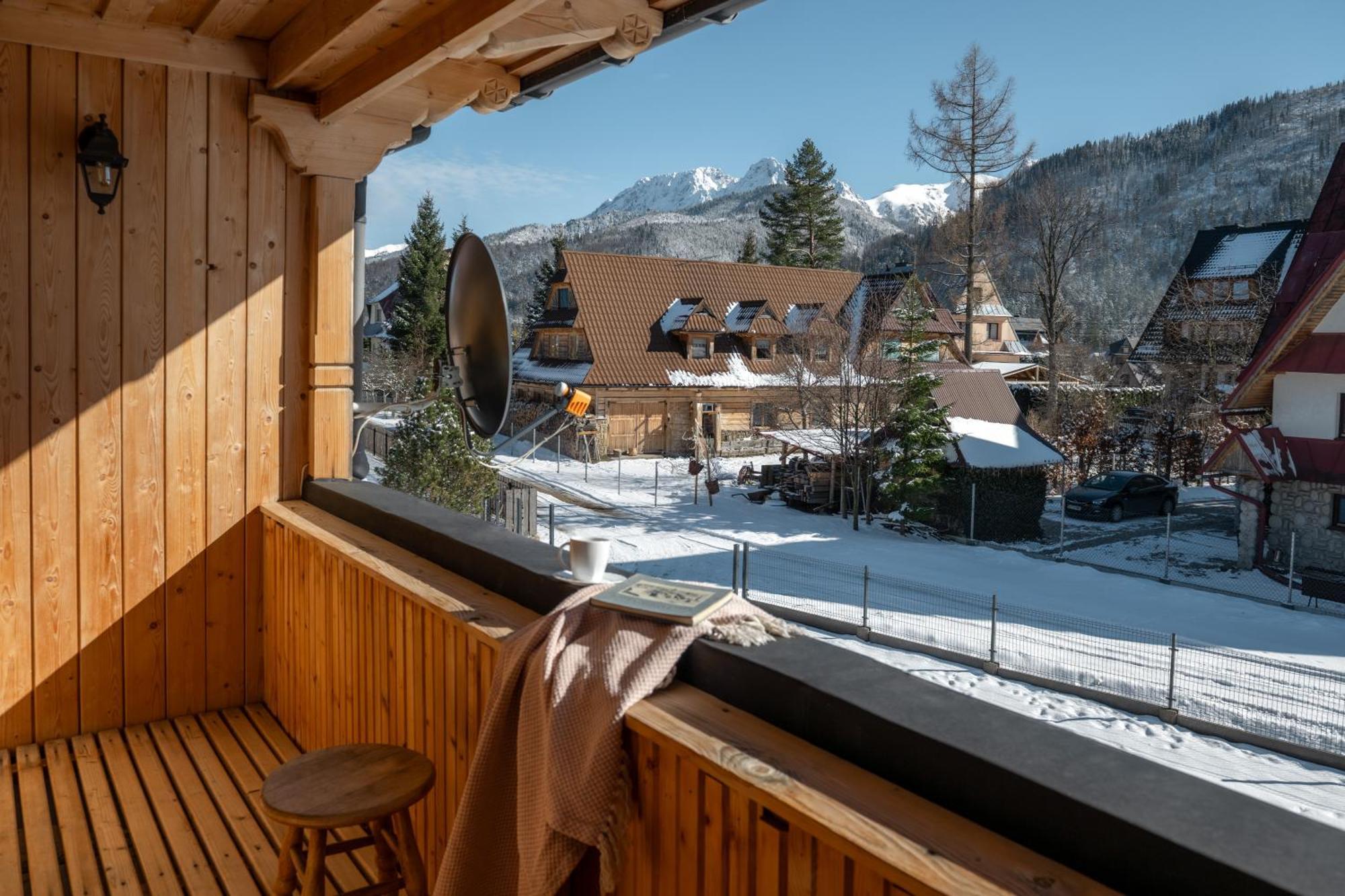 Zakatek Pod Smrekami Bed & Breakfast กอสเชียลิสกอ ภายนอก รูปภาพ