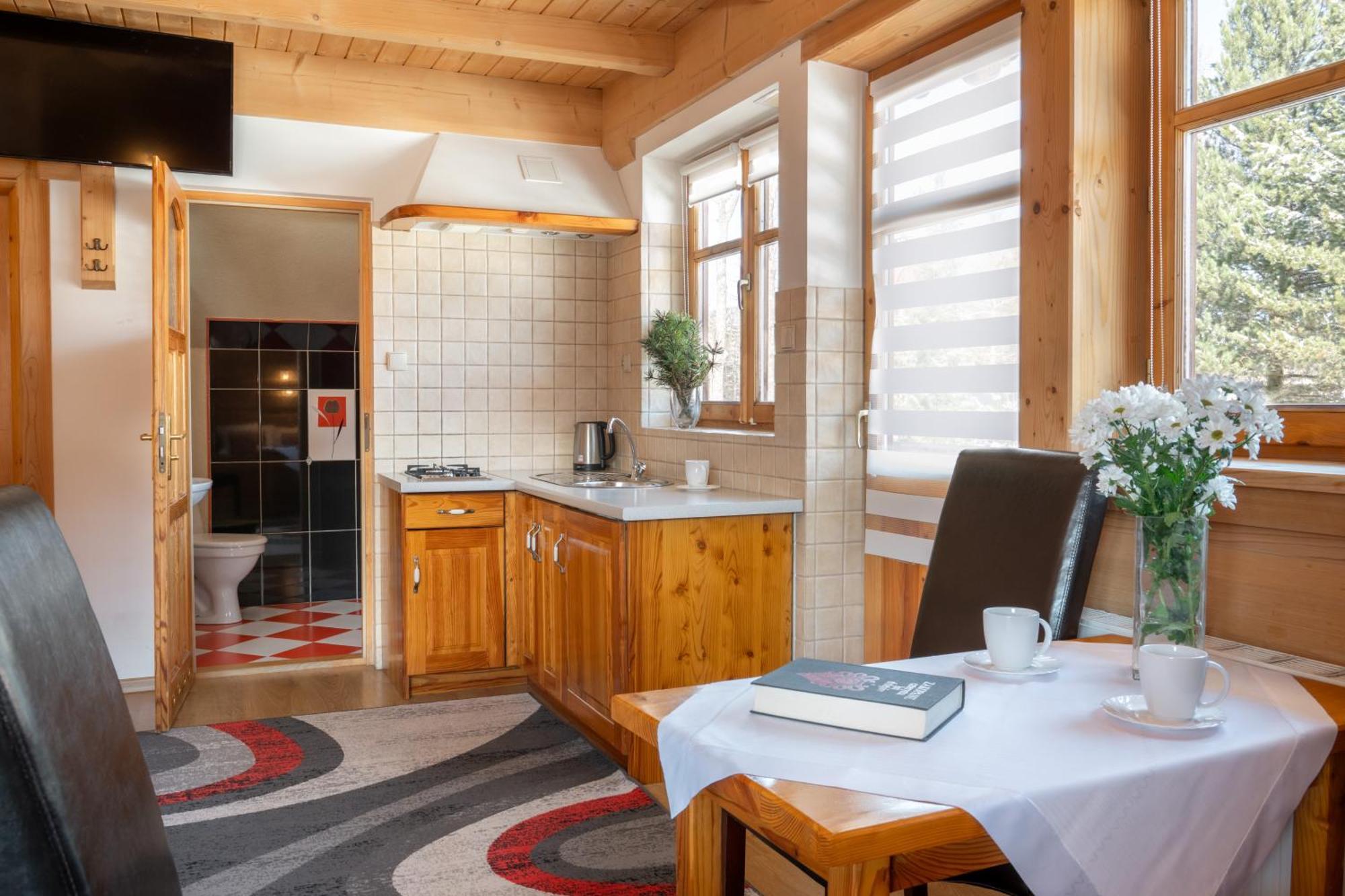 Zakatek Pod Smrekami Bed & Breakfast กอสเชียลิสกอ ภายนอก รูปภาพ